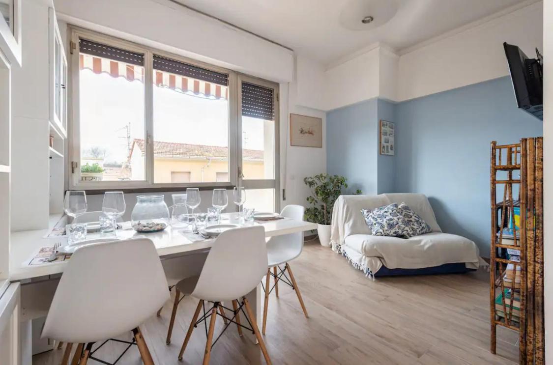 Seaside Apt Private Parking And Near The Beach Viareggio Buitenkant foto